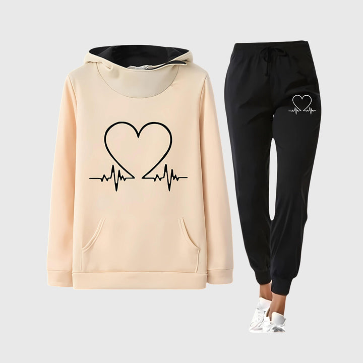 HEARTBEAT | COMFORTABLE TRACKSUIT