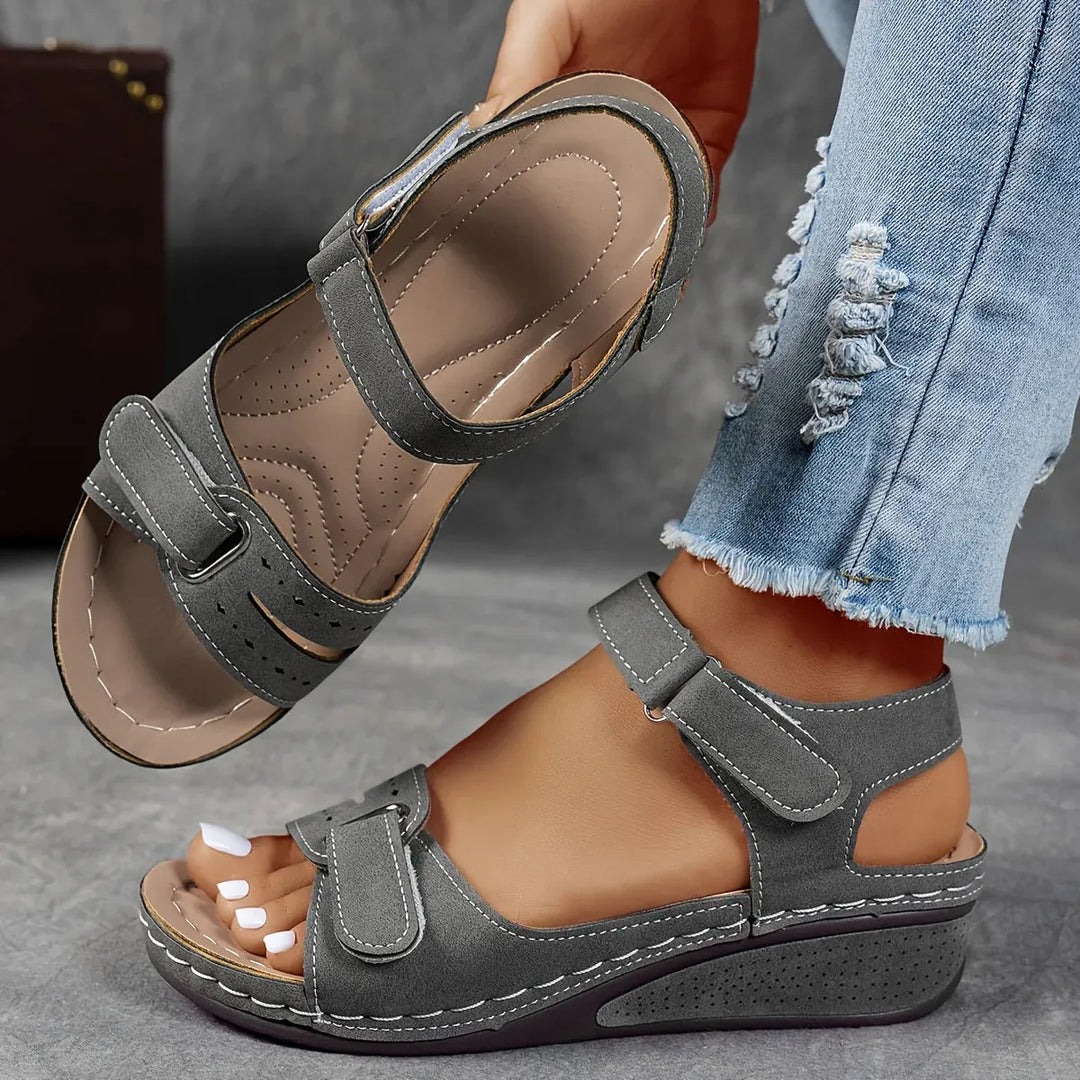 Clara - Elegant orthopedic sandals