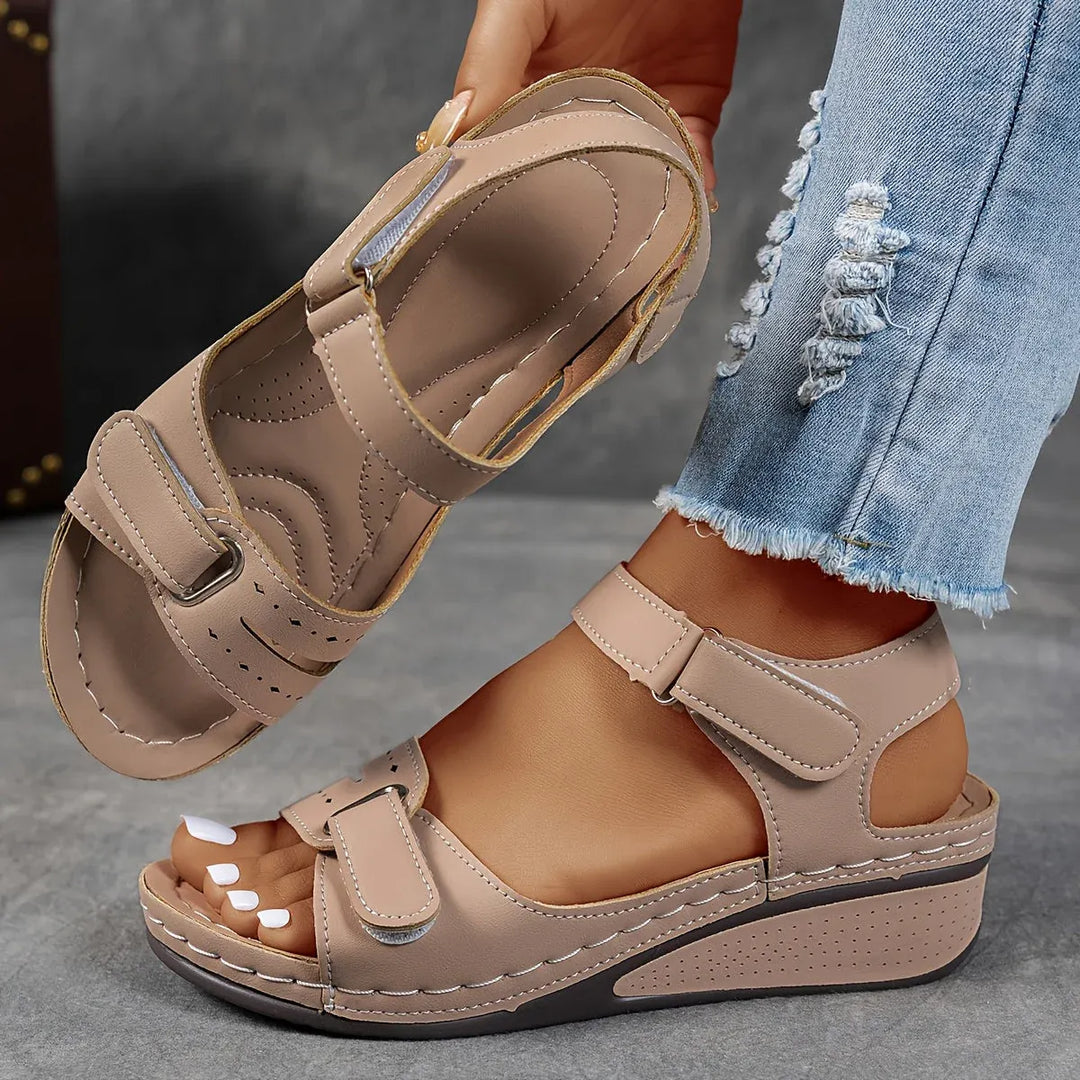 Clara - Elegant orthopedic sandals