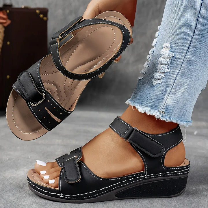 Clara - Elegant orthopedic sandals